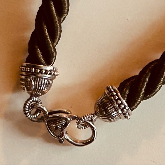 Judith Ripka Elegant Sterling Silver Cord Necklace with Yellow Gemstone - Picture 4 of 10